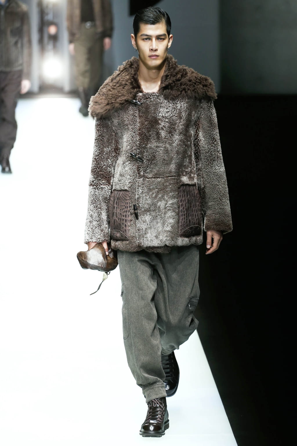 Fashion Week Milan Fall/Winter 2018 look 51 de la collection Giorgio Armani menswear