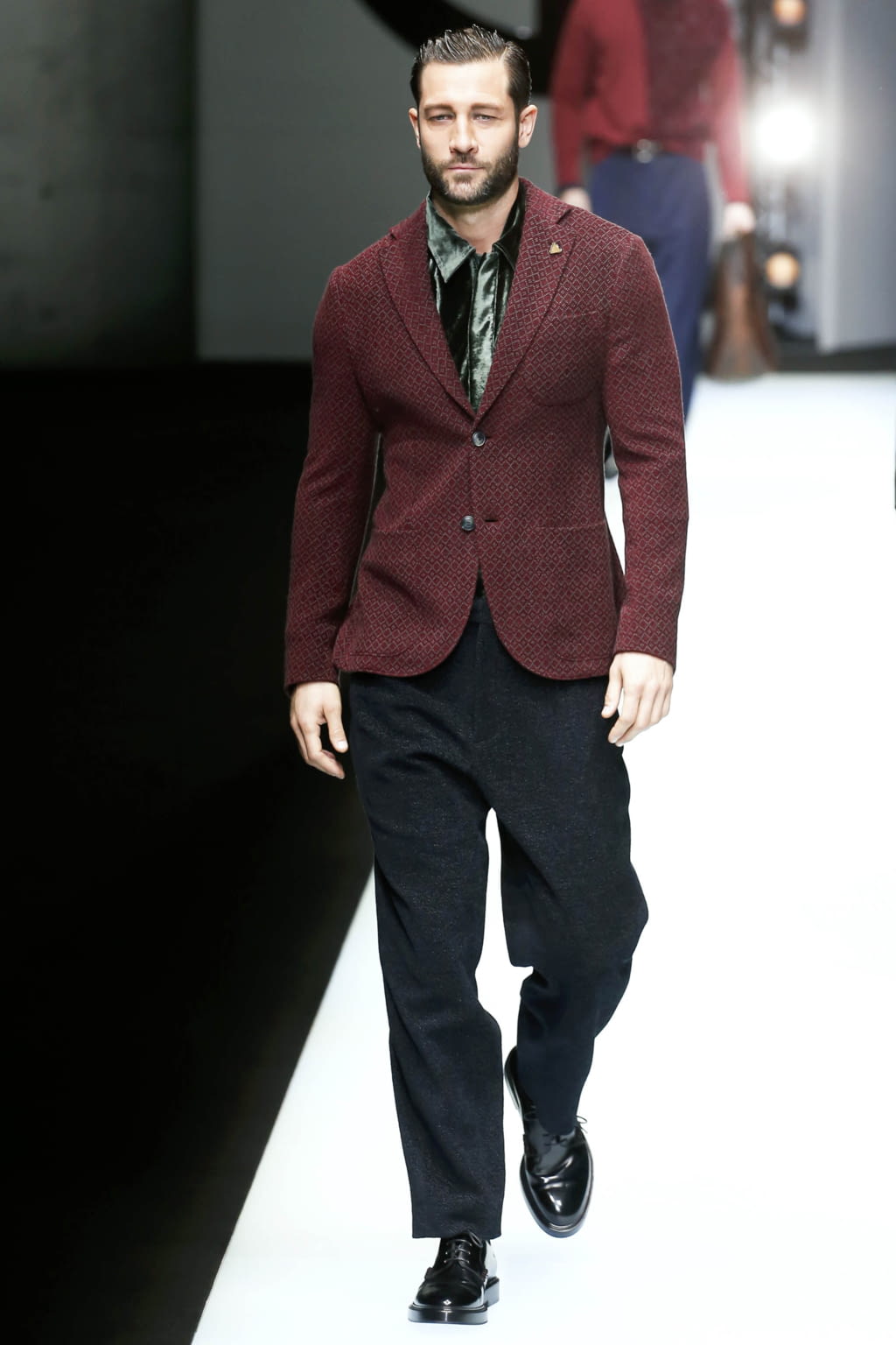 Fashion Week Milan Fall/Winter 2018 look 64 from the Giorgio Armani collection menswear