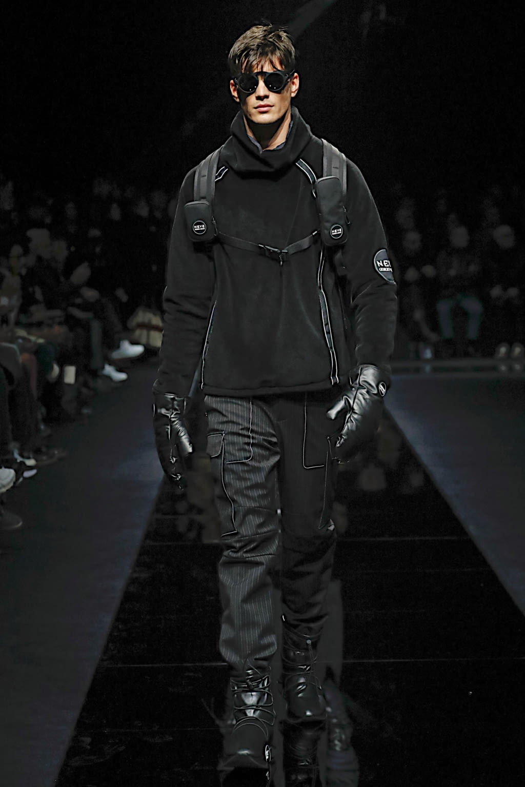 Fashion Week Milan Fall/Winter 2020 look 7 de la collection Giorgio Armani menswear