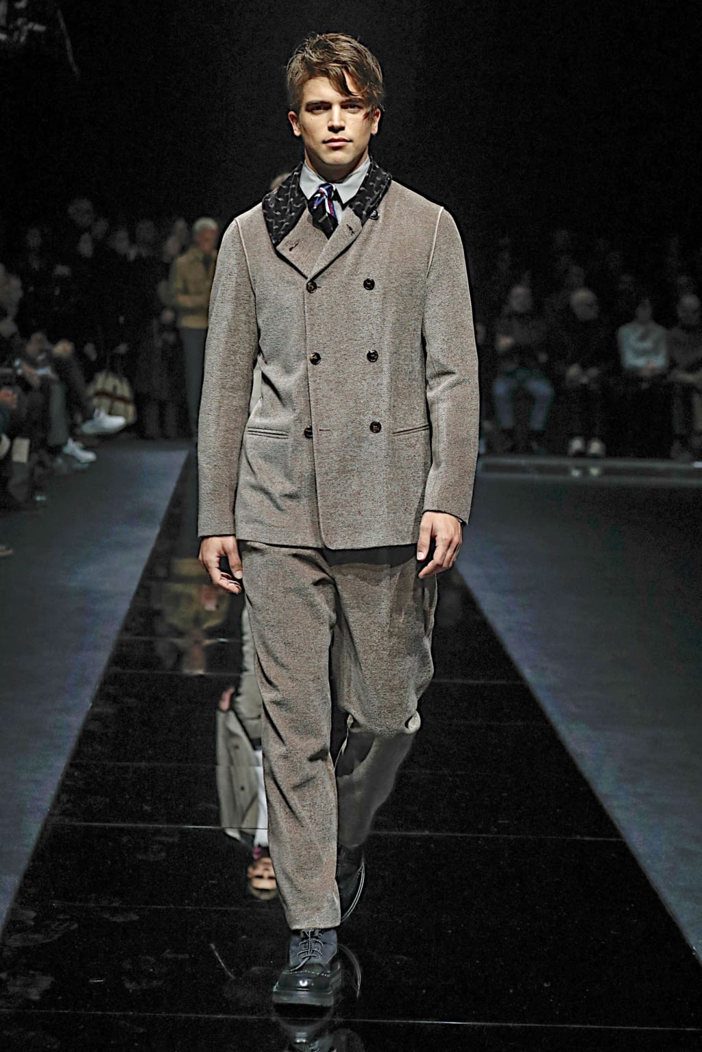 Fashion Week Milan Fall/Winter 2020 look 33 from the Giorgio Armani collection menswear