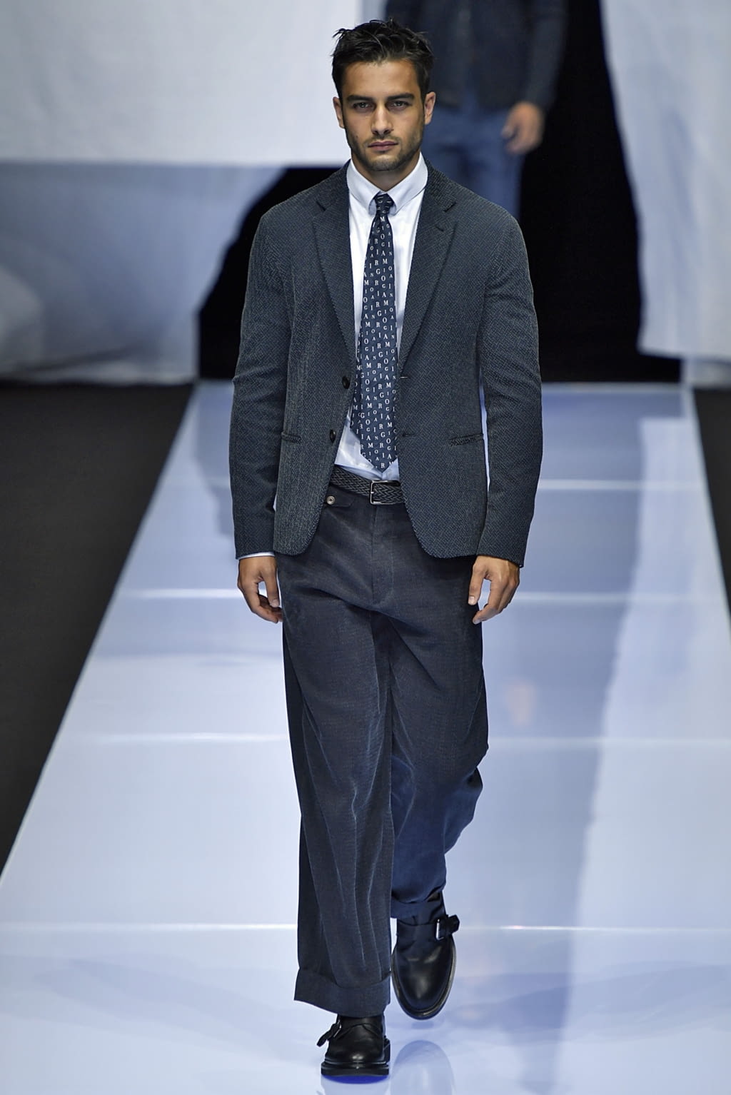 Fashion Week Milan Spring/Summer 2019 look 23 from the Giorgio Armani collection 男装