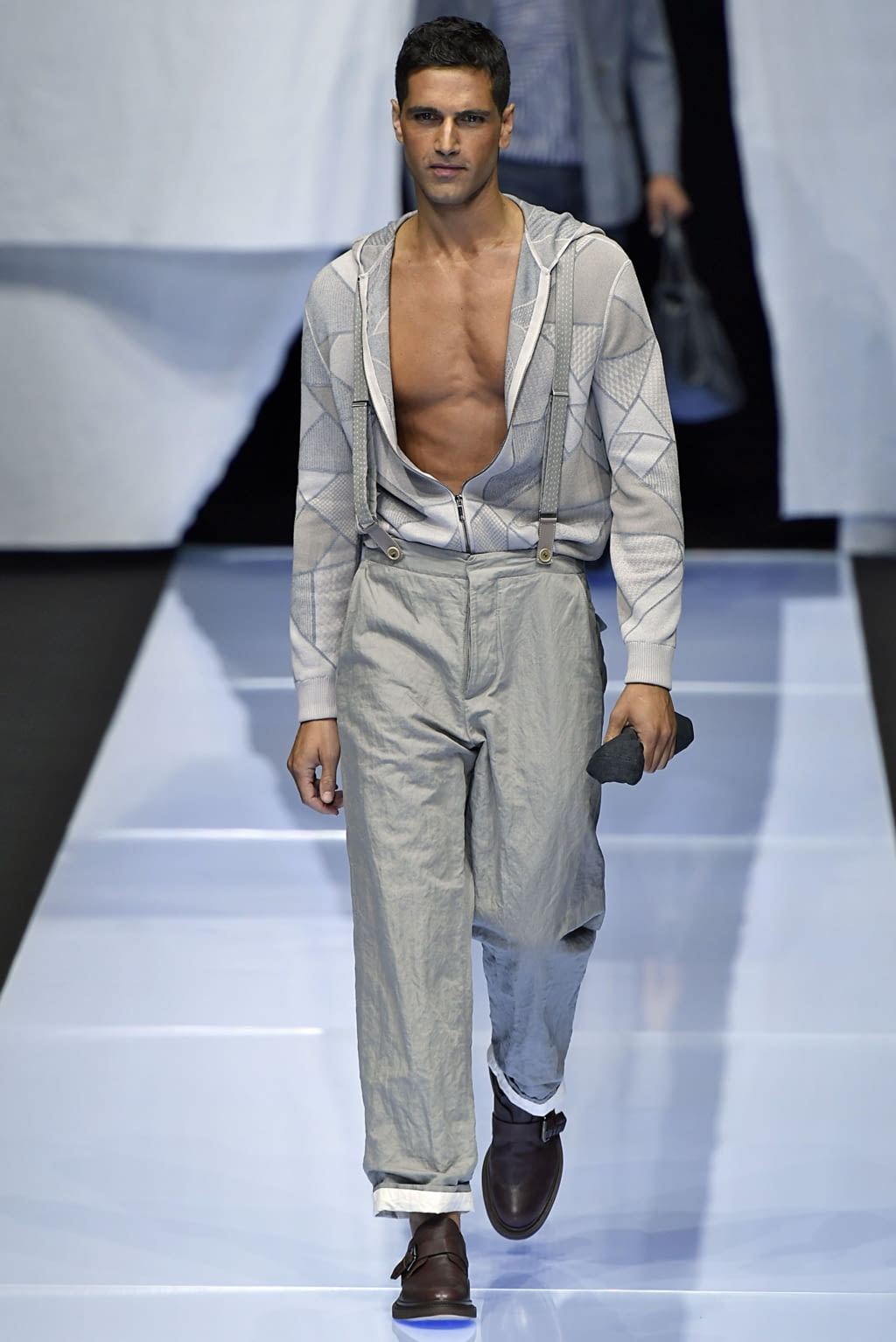 Fashion Week Milan Spring/Summer 2019 look 27 from the Giorgio Armani collection menswear