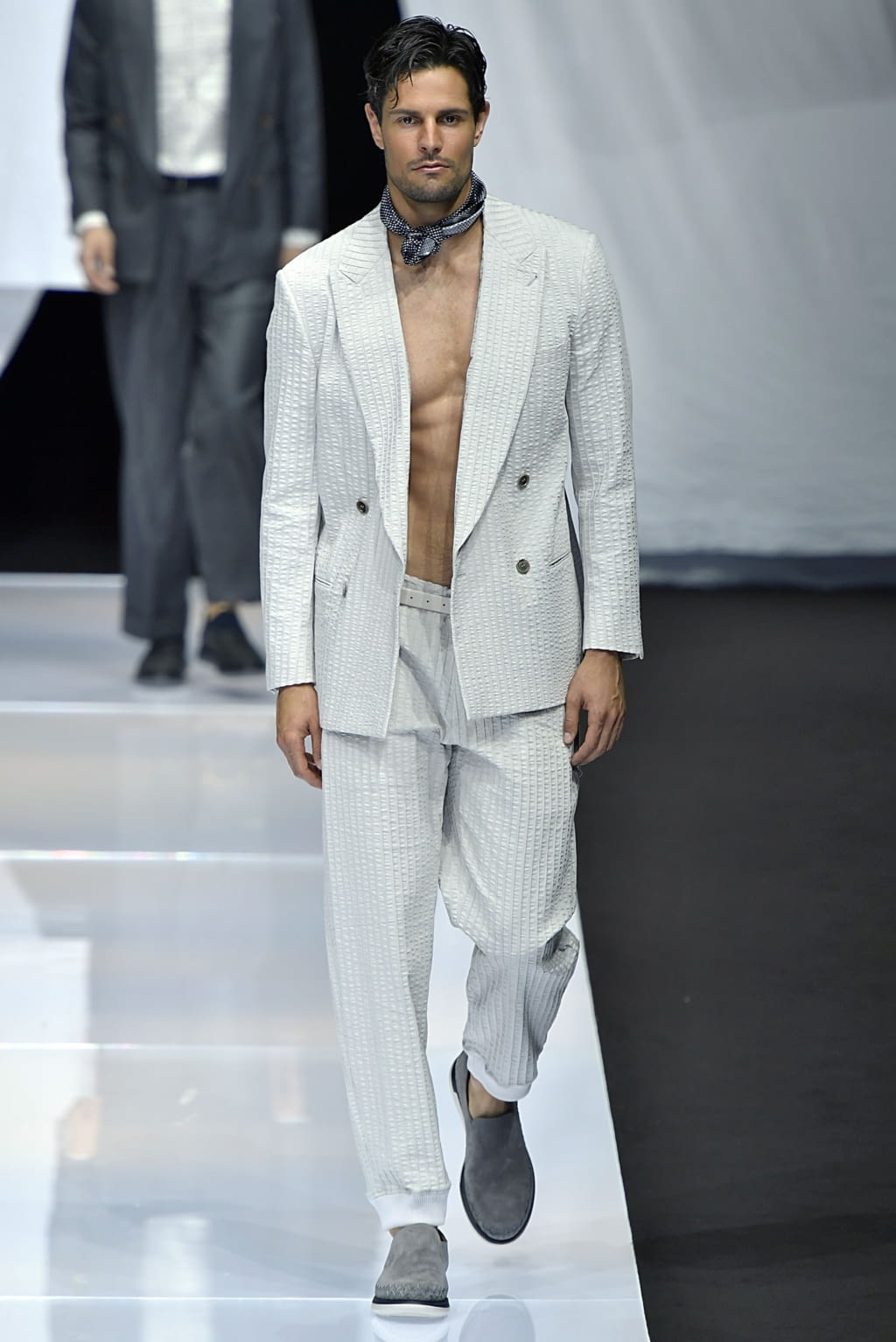 Fashion Week Milan Spring/Summer 2019 look 40 from the Giorgio Armani collection 男装