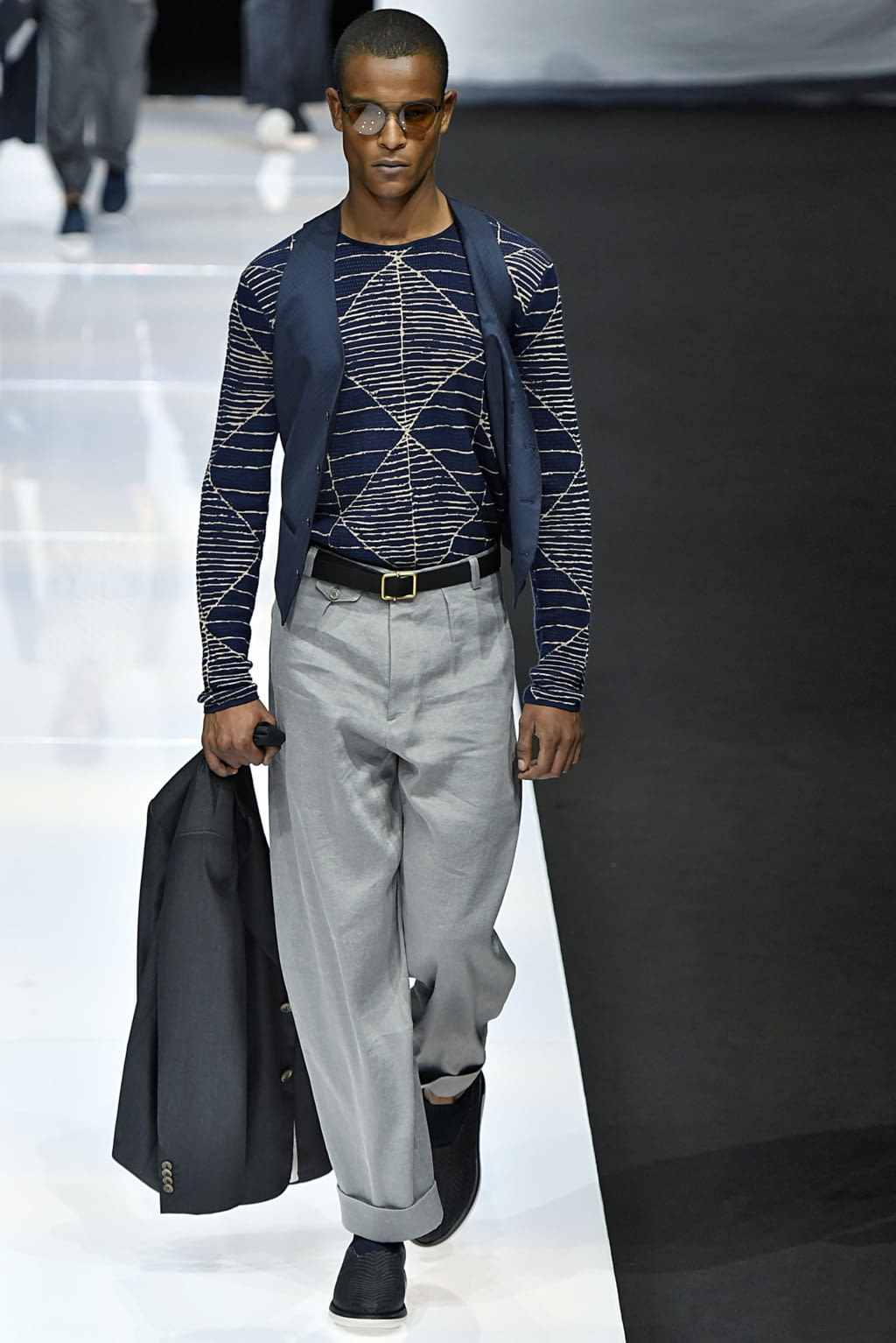 Fashion Week Milan Spring/Summer 2019 look 42 de la collection Giorgio Armani menswear