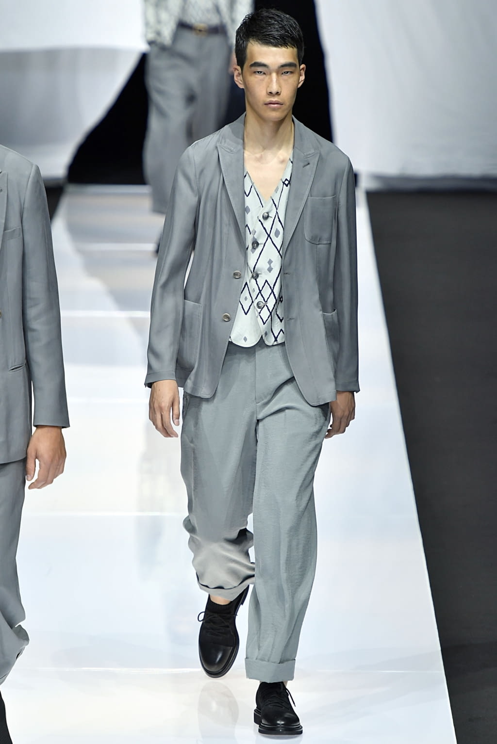 Fashion Week Milan Spring/Summer 2019 look 67 de la collection Giorgio Armani menswear