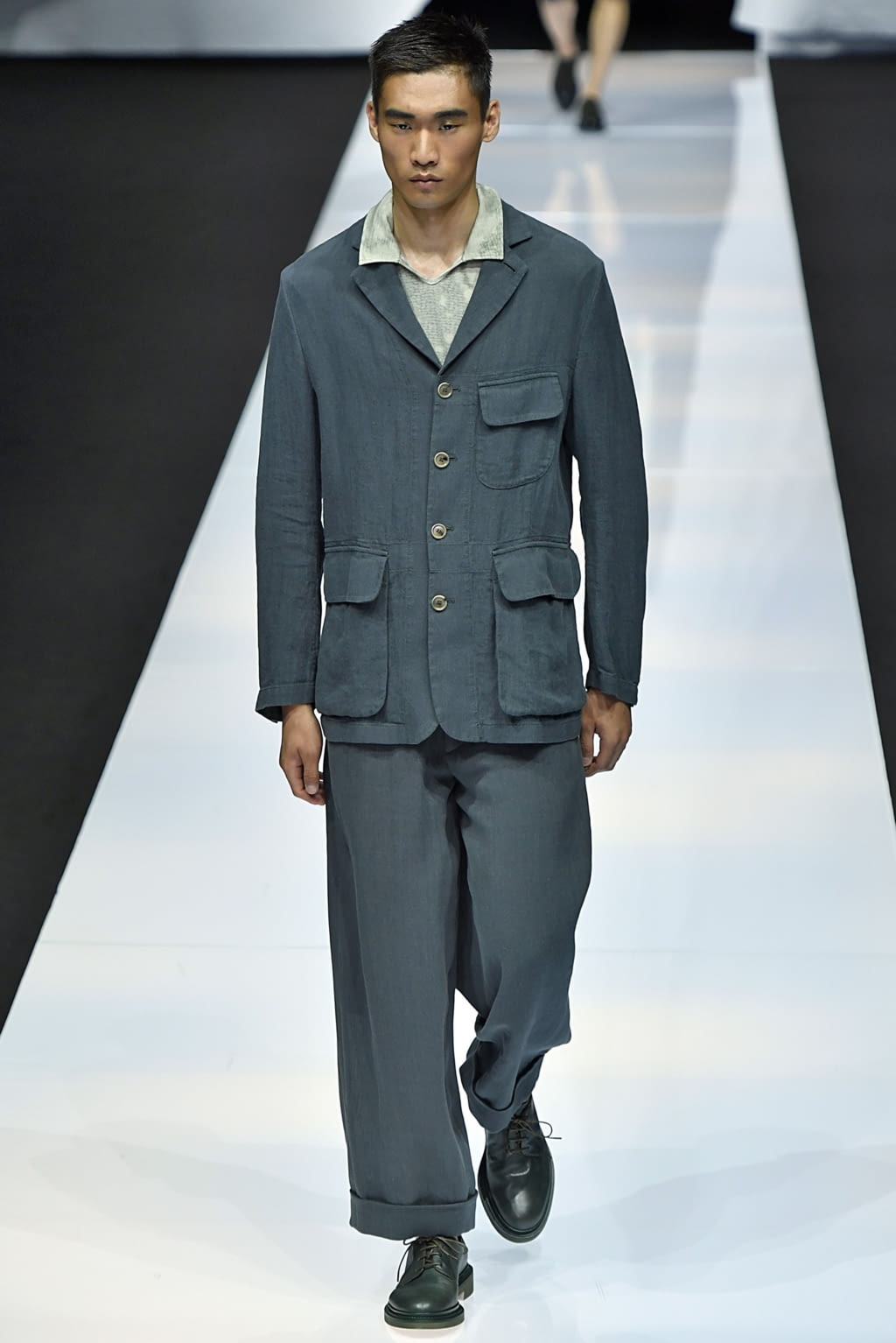 Fashion Week Milan Spring/Summer 2019 look 71 de la collection Giorgio Armani menswear