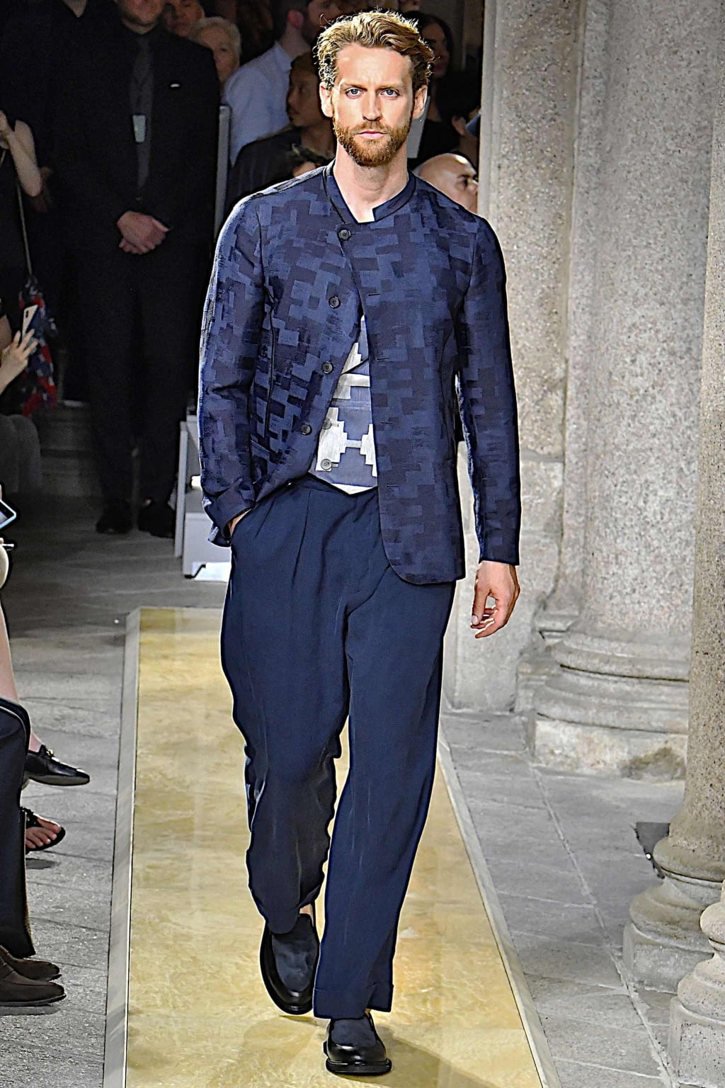 Fashion Week Milan Spring/Summer 2020 look 34 from the Giorgio Armani collection menswear