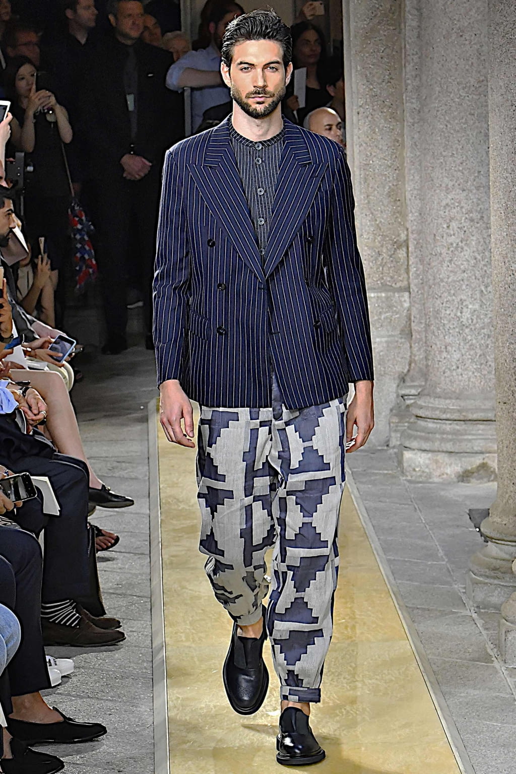 Fashion Week Milan Spring/Summer 2020 look 44 from the Giorgio Armani collection menswear