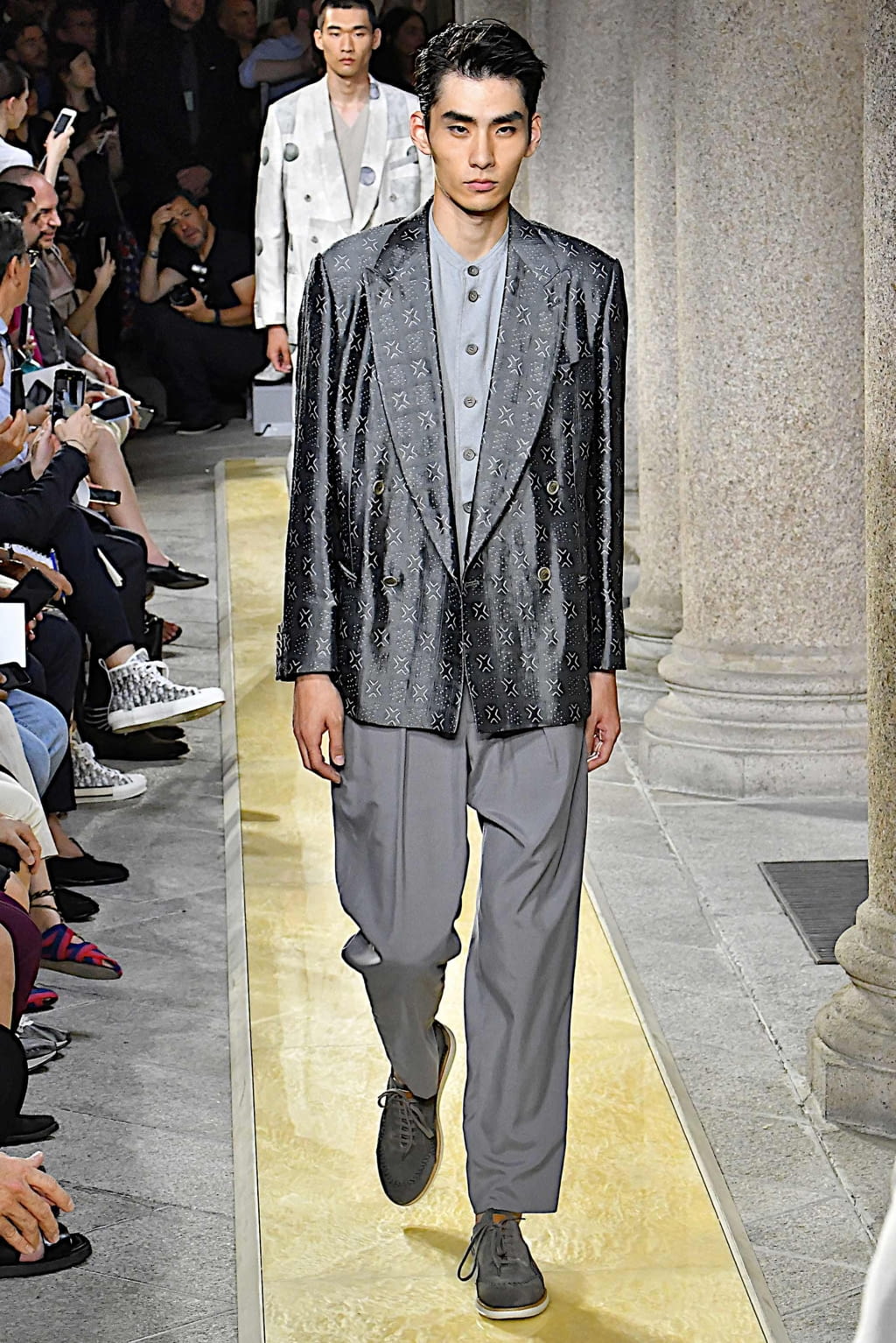 Fashion Week Milan Spring/Summer 2020 look 76 from the Giorgio Armani collection 男装