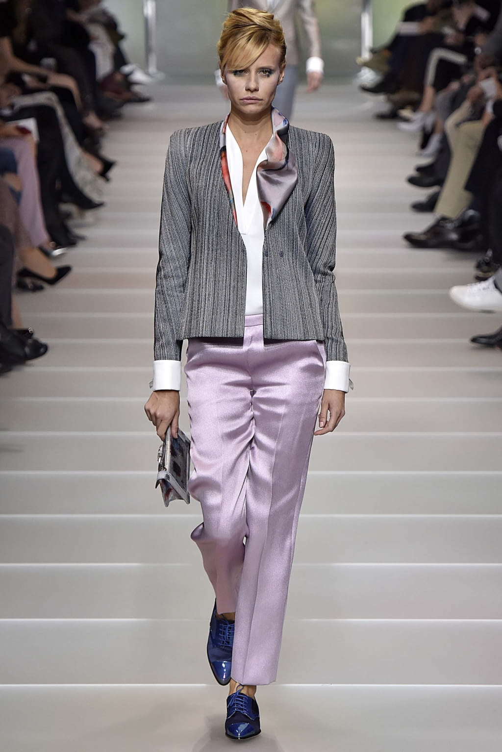 Fashion Week Paris Spring/Summer 2018 look 4 from the Giorgio Armani Privé collection 高级定制