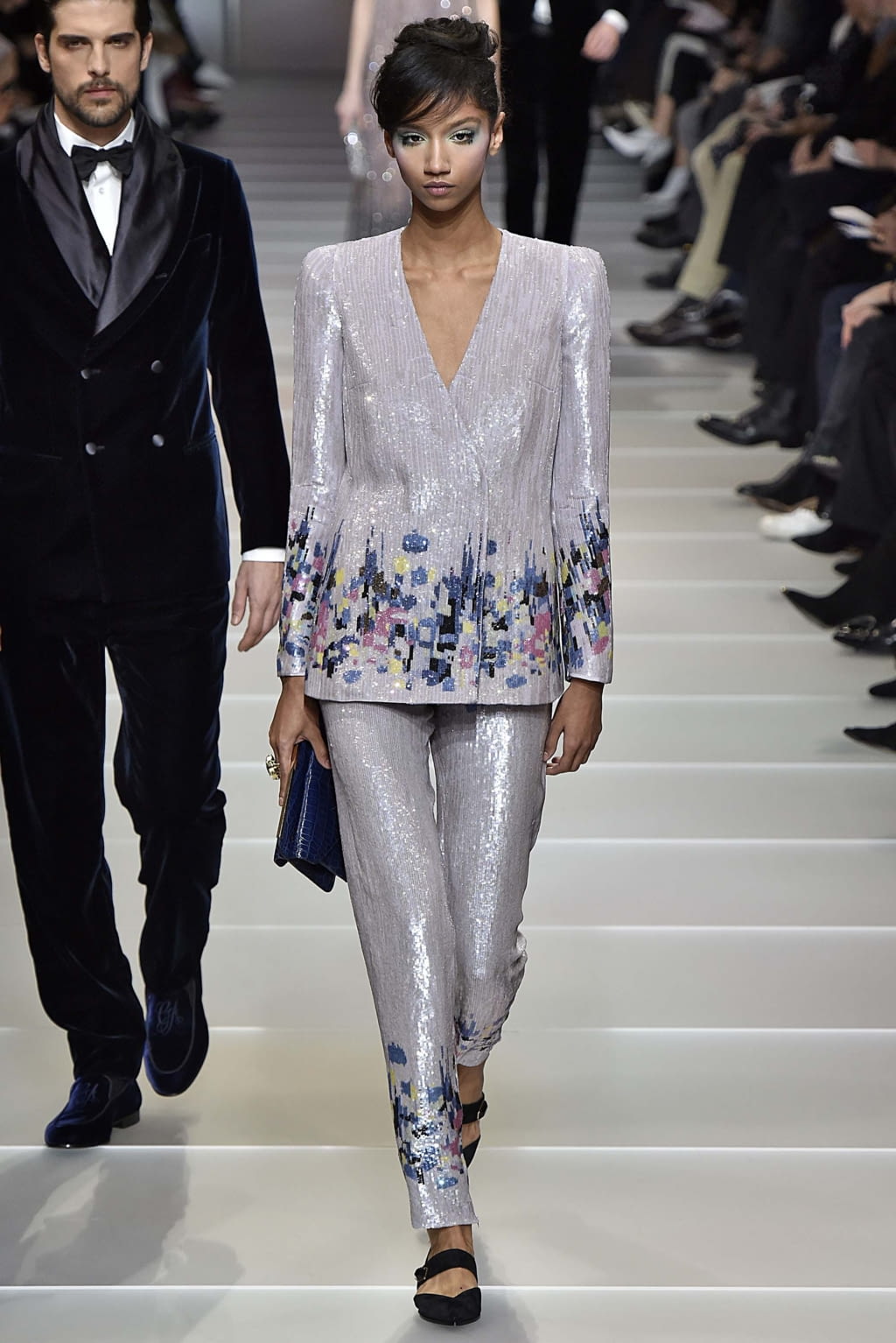 Fashion Week Paris Spring/Summer 2018 look 60 de la collection Giorgio Armani Privé couture