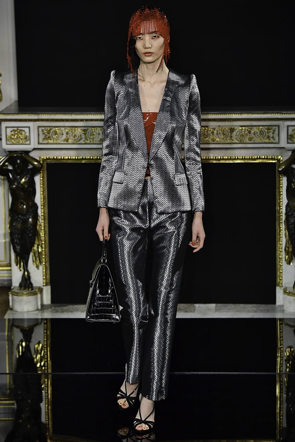 Fashion Week Paris Spring/Summer 2019 look 2 from the Giorgio Armani Privé collection 高级定制