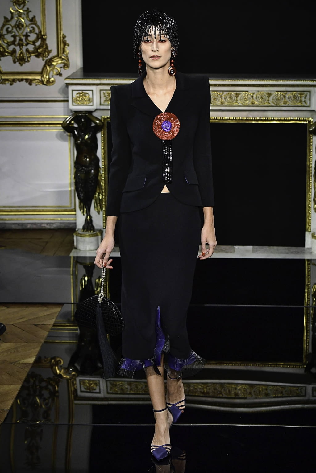 Fashion Week Paris Spring/Summer 2019 look 15 from the Giorgio Armani Privé collection couture