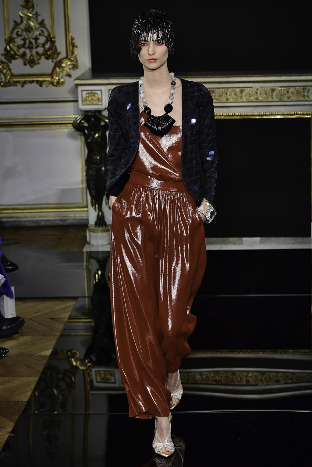 Fashion Week Paris Spring/Summer 2019 look 38 from the Giorgio Armani Privé collection 高级定制
