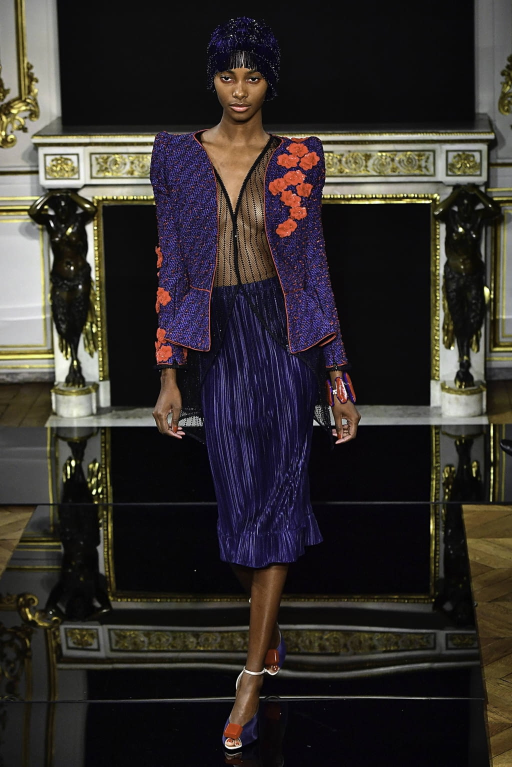 Fashion Week Paris Spring/Summer 2019 look 40 from the Giorgio Armani Privé collection 高级定制