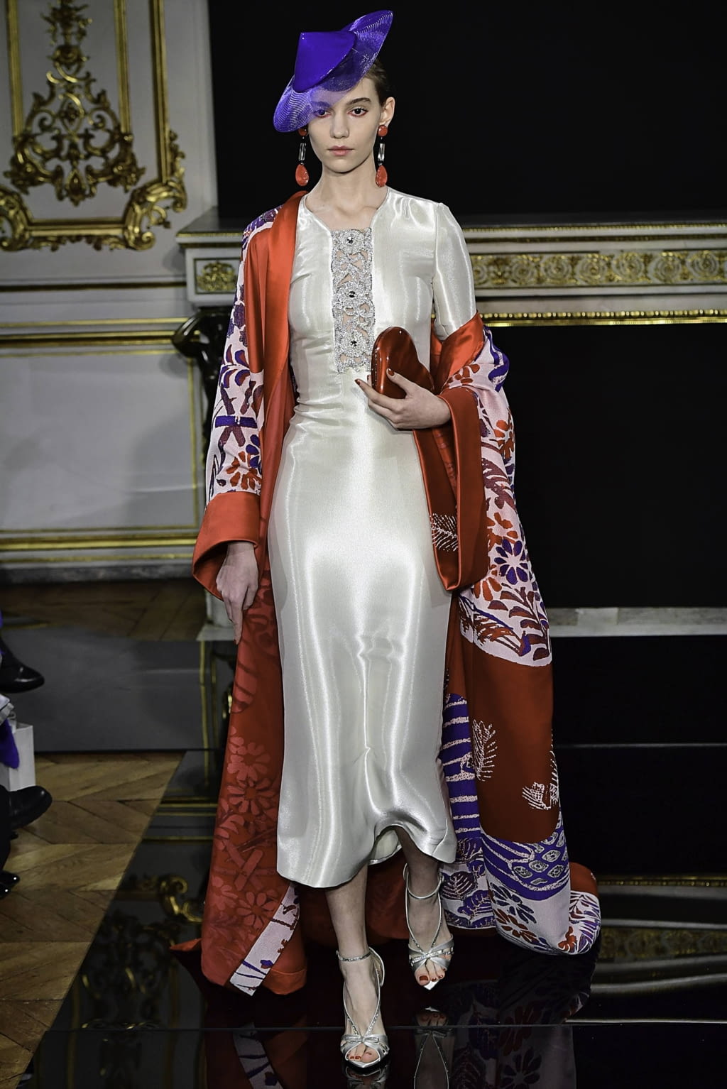 Fashion Week Paris Spring/Summer 2019 look 57 from the Giorgio Armani Privé collection 高级定制