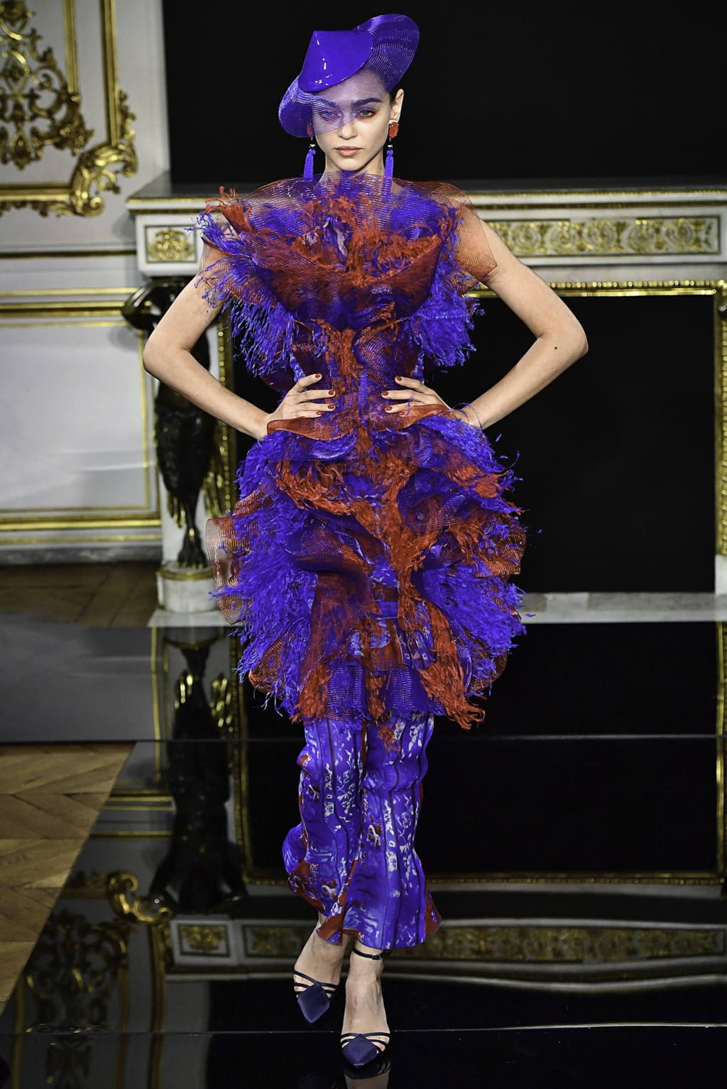 Fashion Week Paris Spring/Summer 2019 look 66 from the Giorgio Armani Privé collection couture