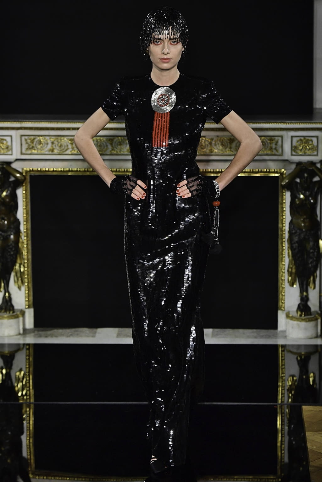 Fashion Week Paris Spring/Summer 2019 look 79 from the Giorgio Armani Privé collection couture
