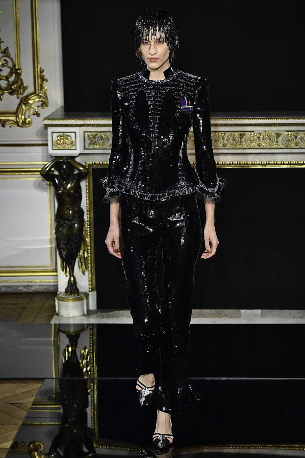 Fashion Week Paris Spring/Summer 2019 look 82 from the Giorgio Armani Privé collection couture