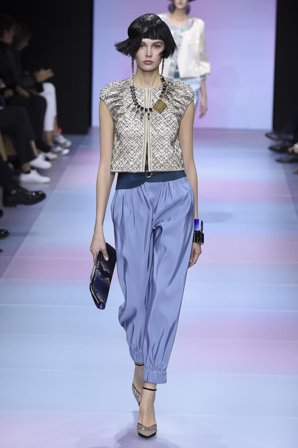 Fashion Week Paris Spring/Summer 2020 look 5 de la collection Giorgio Armani Privé couture