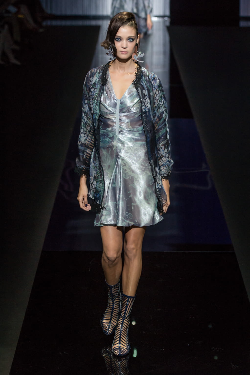 Fashion Week Milan Spring/Summer 2017 look 8 from the Giorgio Armani collection womenswear