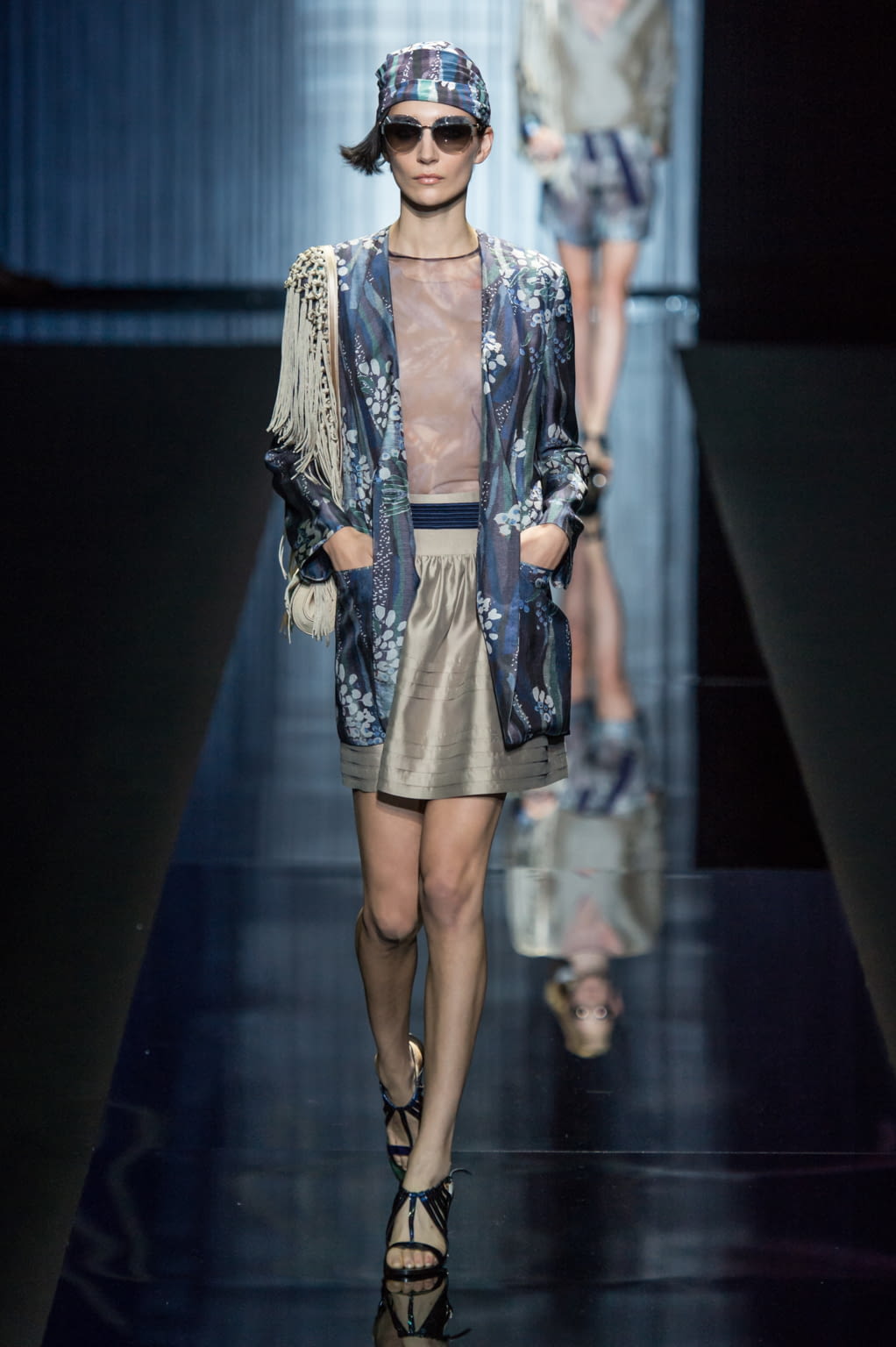Fashion Week Milan Spring/Summer 2017 look 15 from the Giorgio Armani collection womenswear
