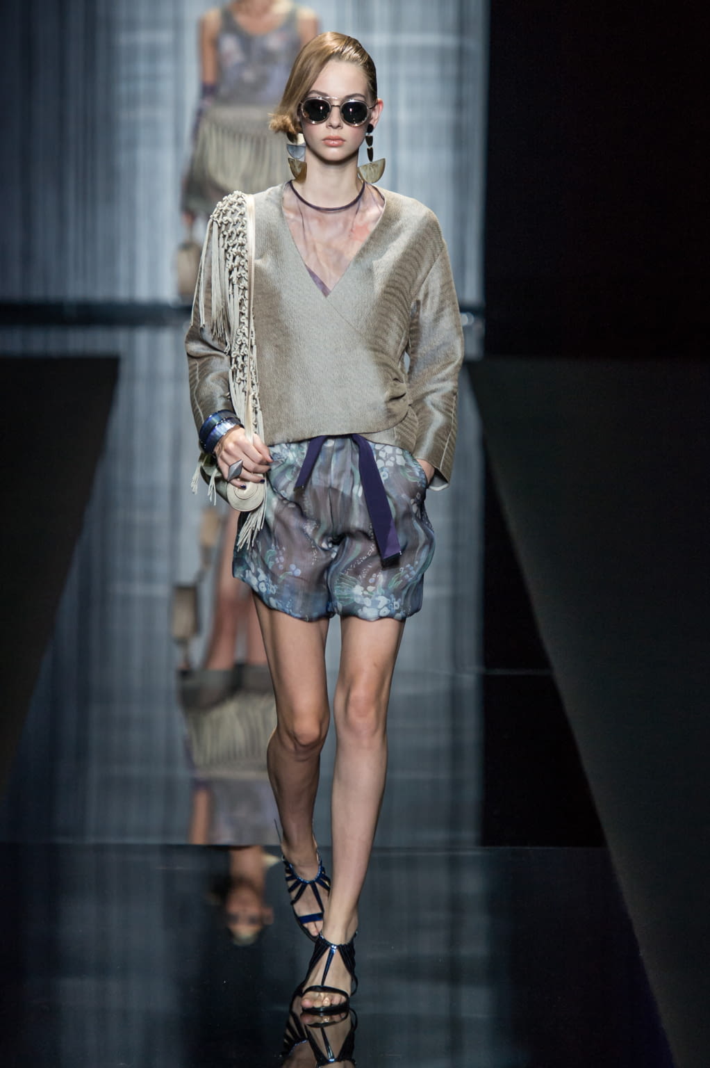 Fashion Week Milan Spring/Summer 2017 look 16 de la collection Giorgio Armani womenswear