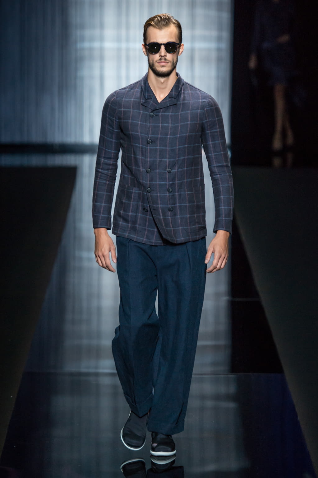 Fashion Week Milan Spring/Summer 2017 look 34 from the Giorgio Armani collection womenswear