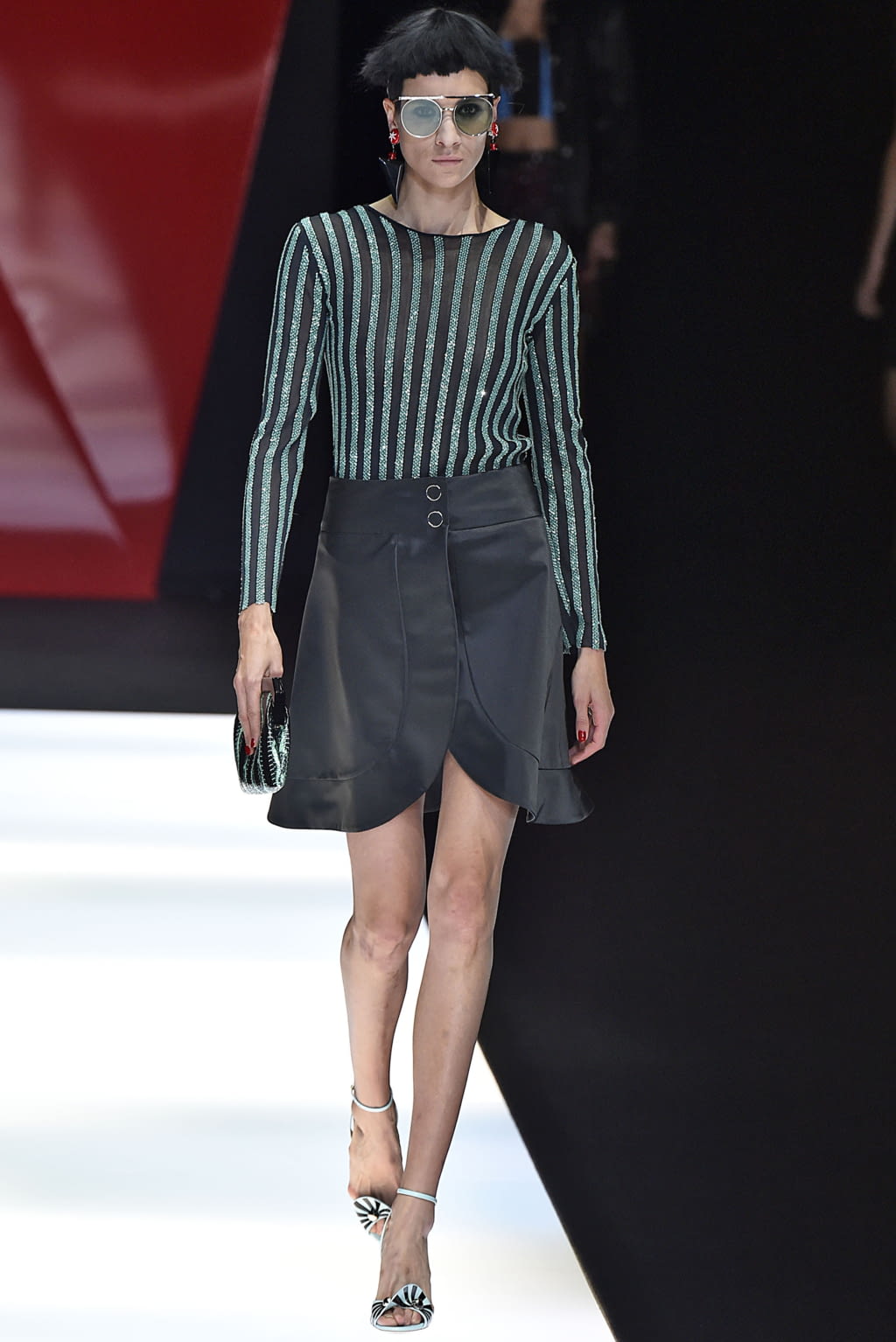 Fashion Week Milan Spring/Summer 2018 look 59 de la collection Giorgio Armani womenswear