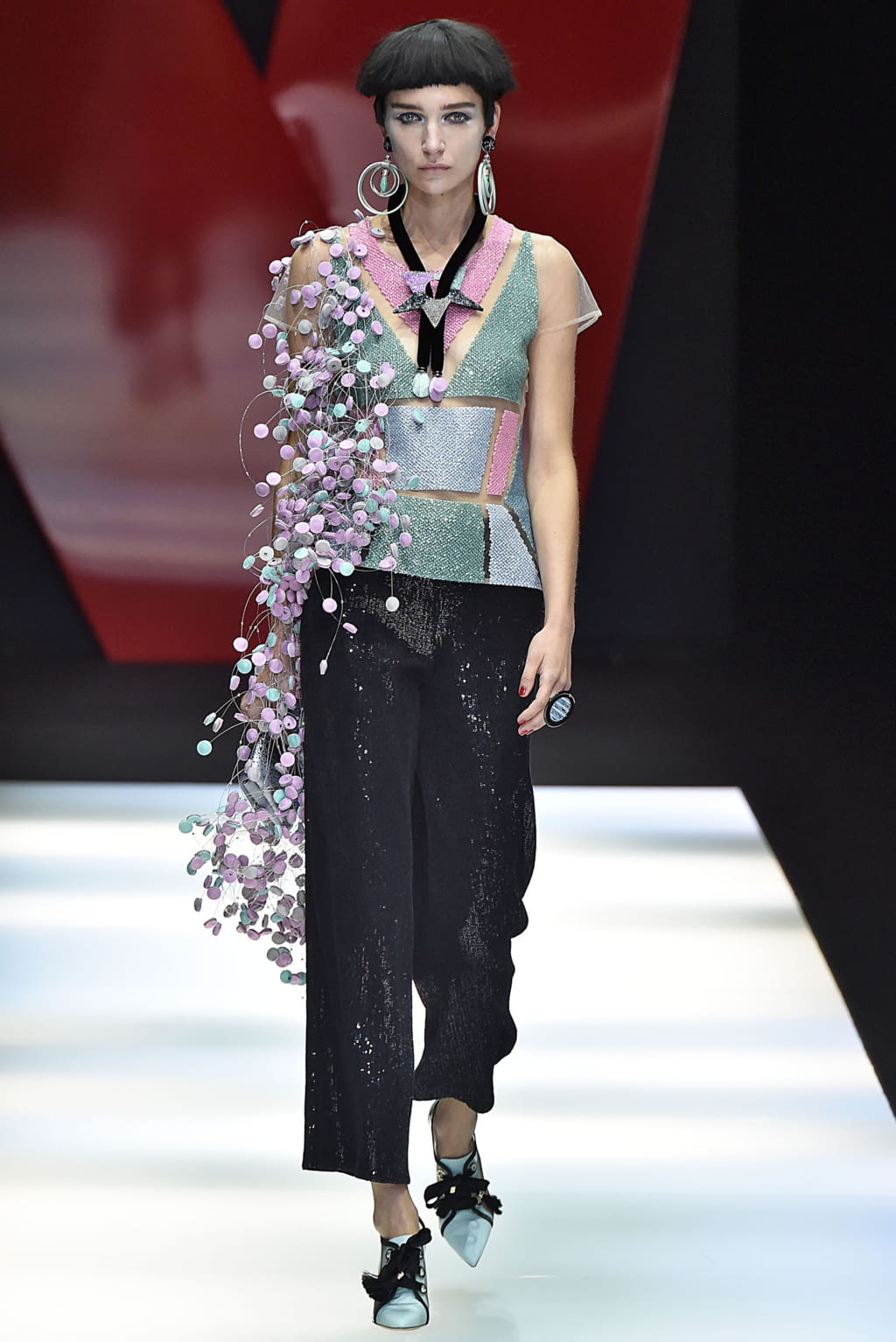 Fashion Week Milan Spring/Summer 2018 look 77 de la collection Giorgio Armani womenswear