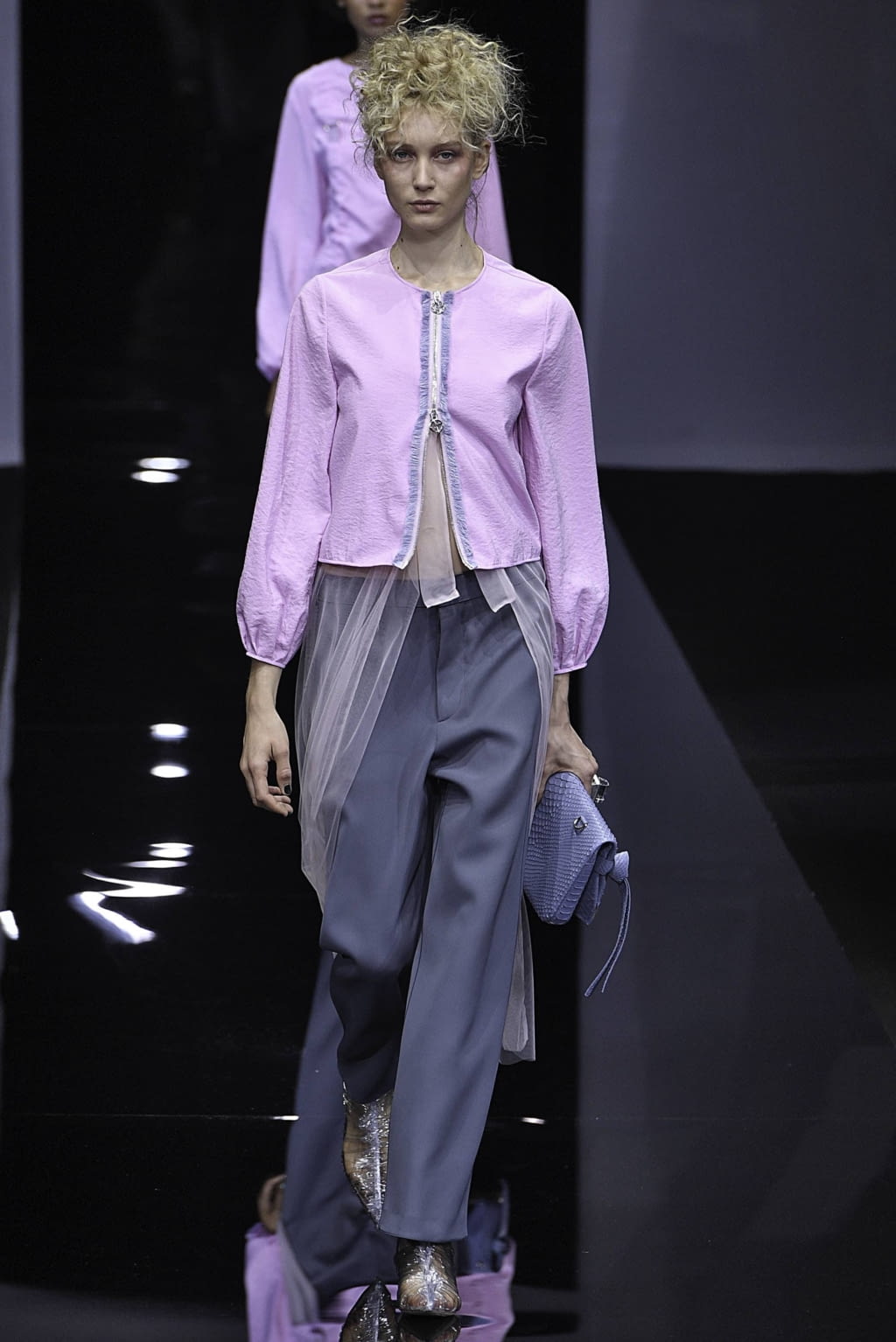 Fashion Week Milan Spring/Summer 2019 look 12 from the Giorgio Armani collection womenswear