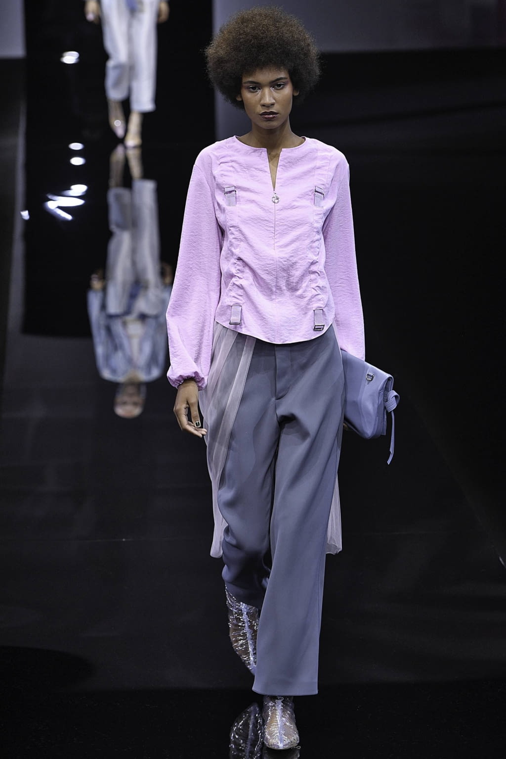 Fashion Week Milan Spring/Summer 2019 look 13 from the Giorgio Armani collection womenswear