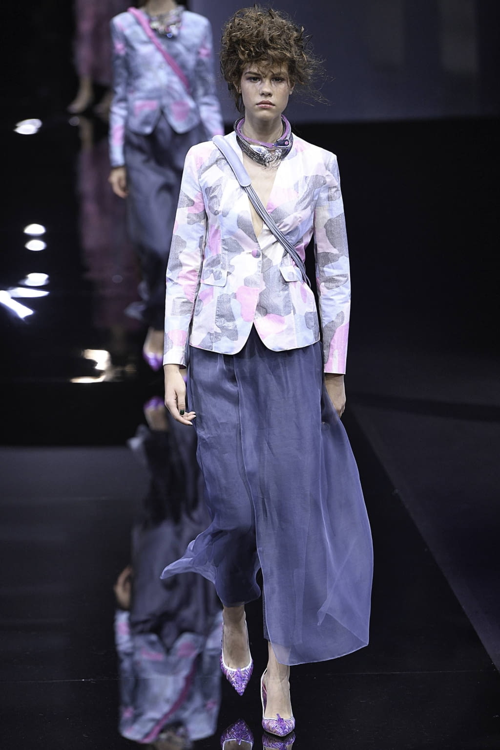 Fashion Week Milan Spring/Summer 2019 look 36 from the Giorgio Armani collection womenswear