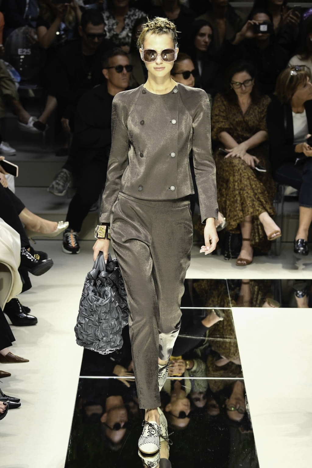 Fashion Week Milan Spring/Summer 2020 look 2 from the Giorgio Armani collection womenswear