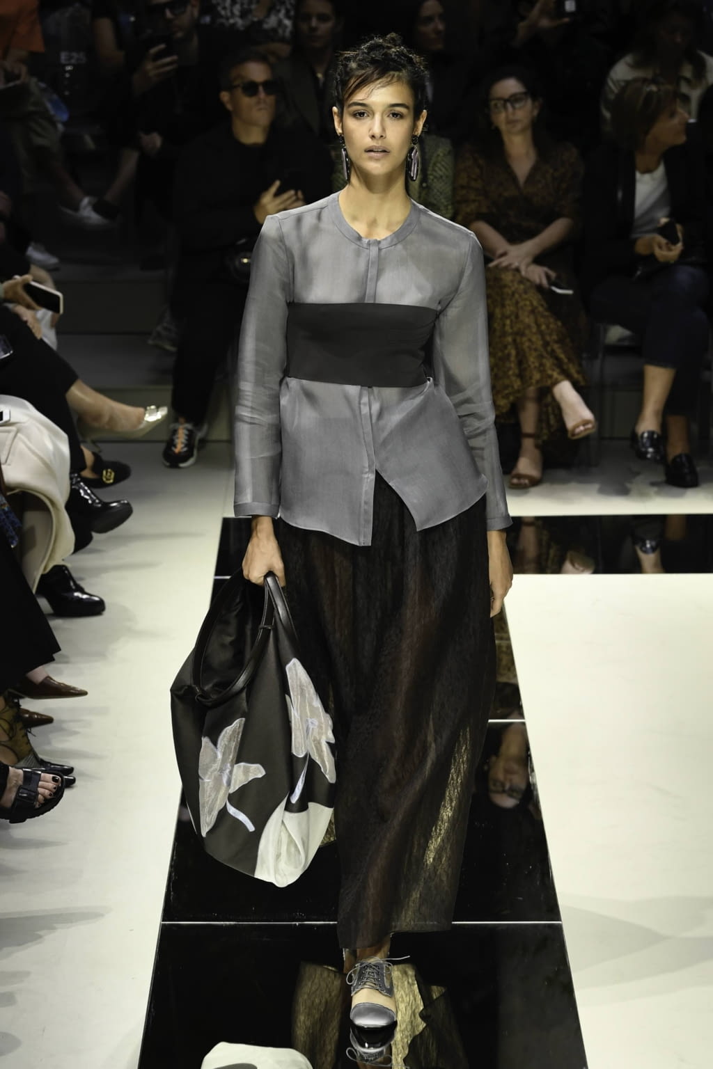 Fashion Week Milan Spring/Summer 2020 look 6 de la collection Giorgio Armani womenswear