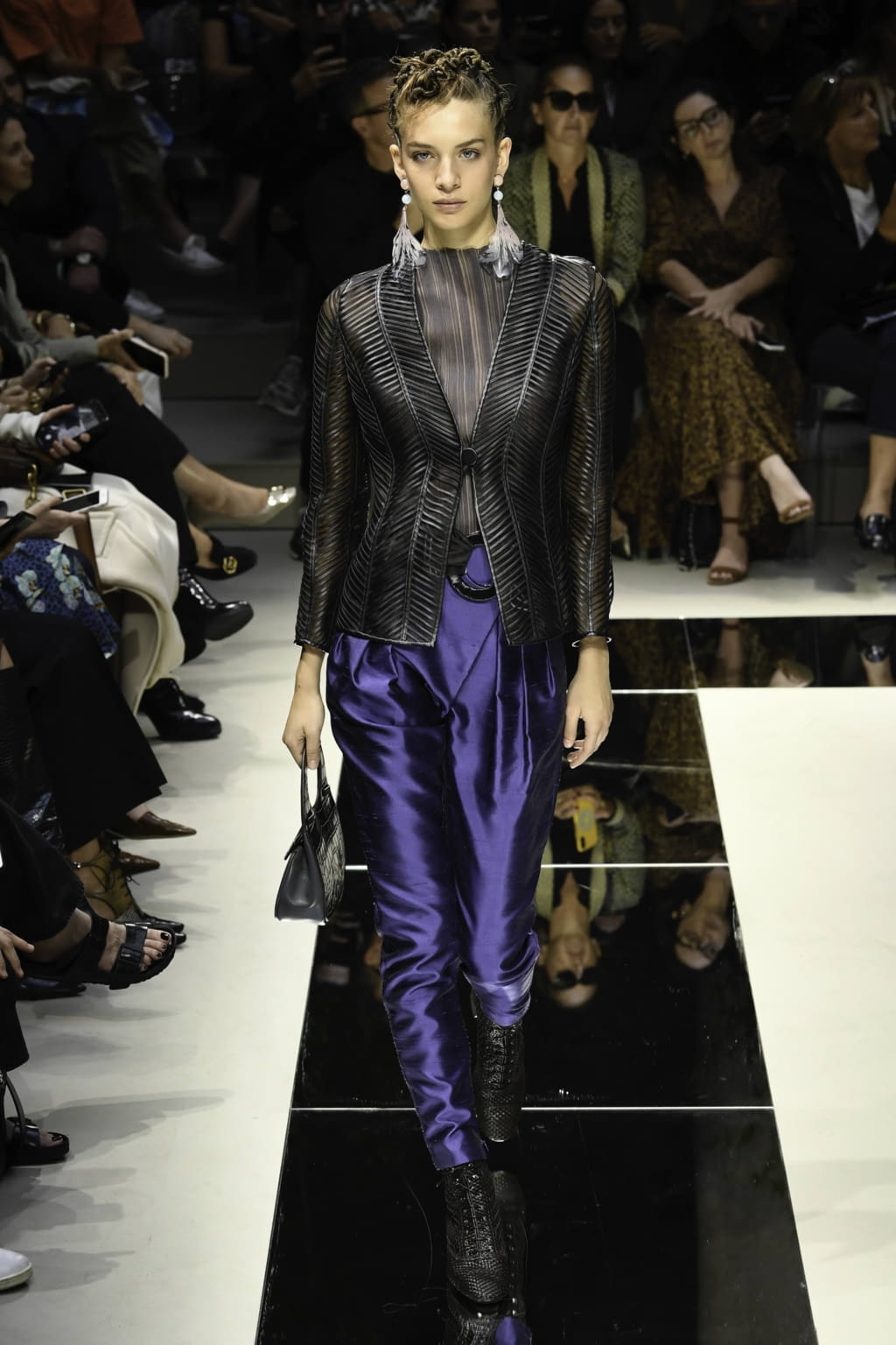 Fashion Week Milan Spring/Summer 2020 look 9 from the Giorgio Armani collection womenswear