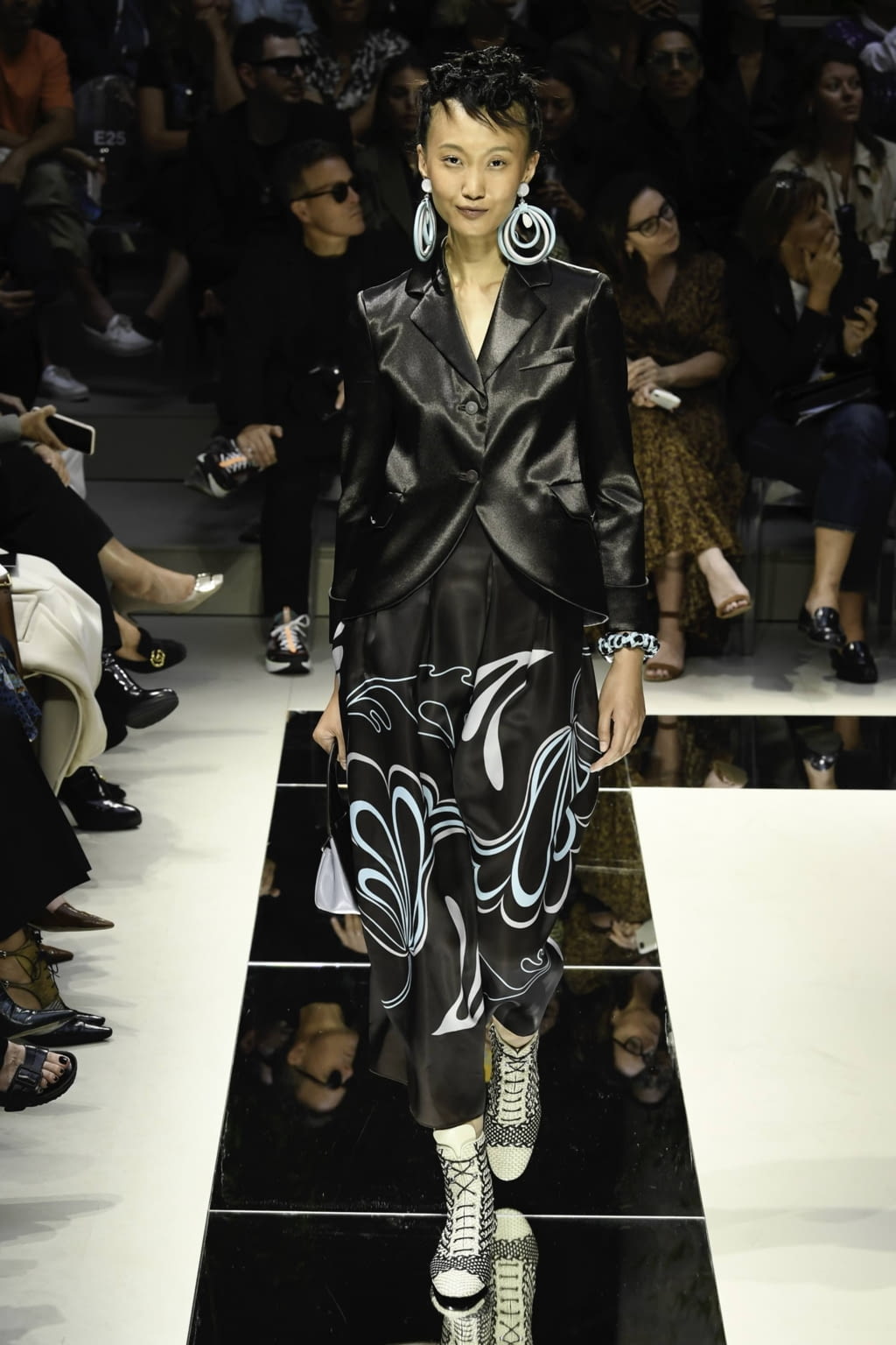 Fashion Week Milan Spring/Summer 2020 look 21 de la collection Giorgio Armani womenswear