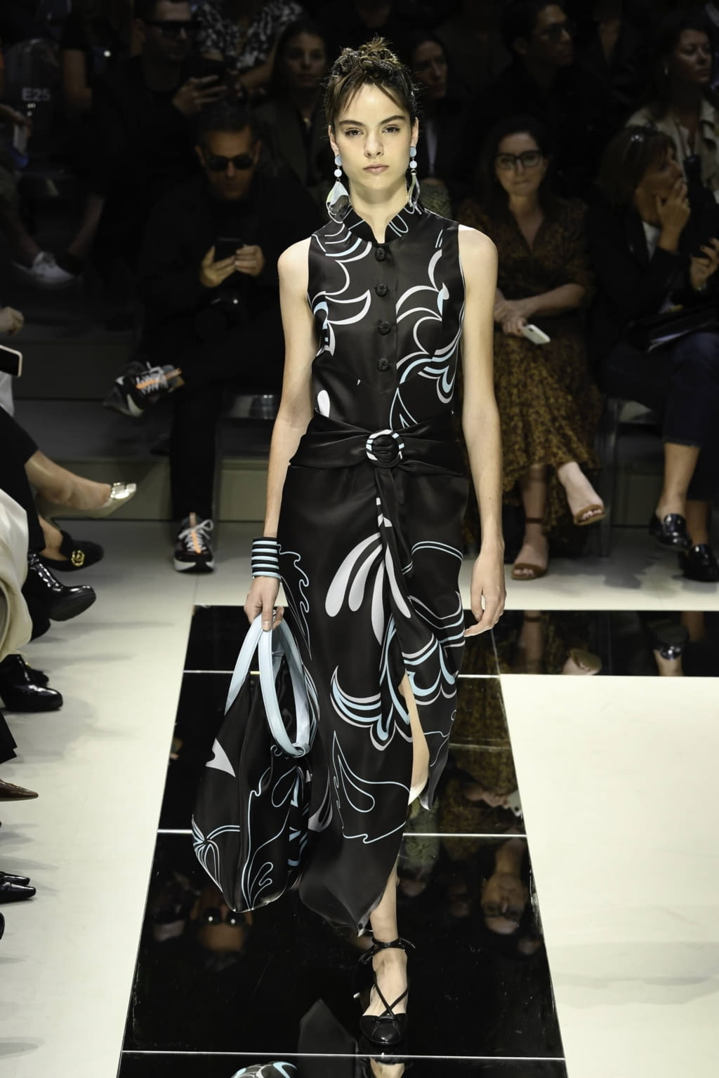 Fashion Week Milan Spring/Summer 2020 look 22 from the Giorgio Armani collection 女装
