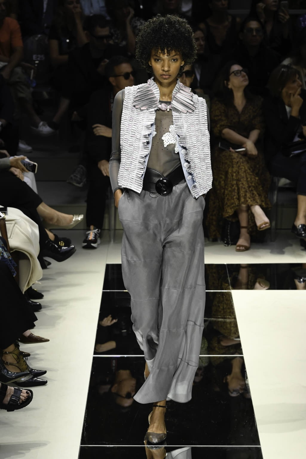 Fashion Week Milan Spring/Summer 2020 look 44 from the Giorgio Armani collection 女装