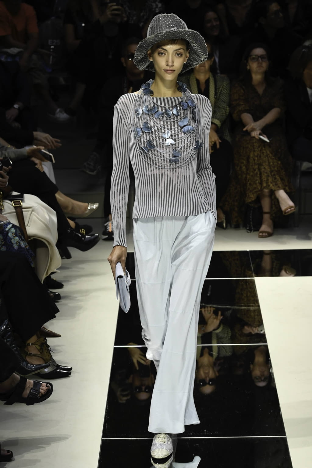 Fashion Week Milan Spring/Summer 2020 look 53 from the Giorgio Armani collection womenswear