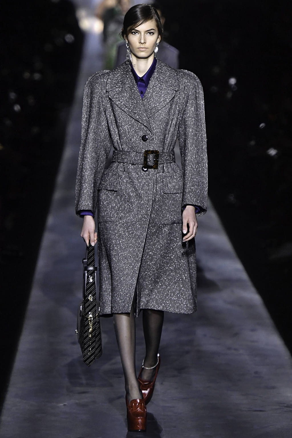 Fashion Week Paris Fall/Winter 2019 look 13 de la collection Givenchy womenswear