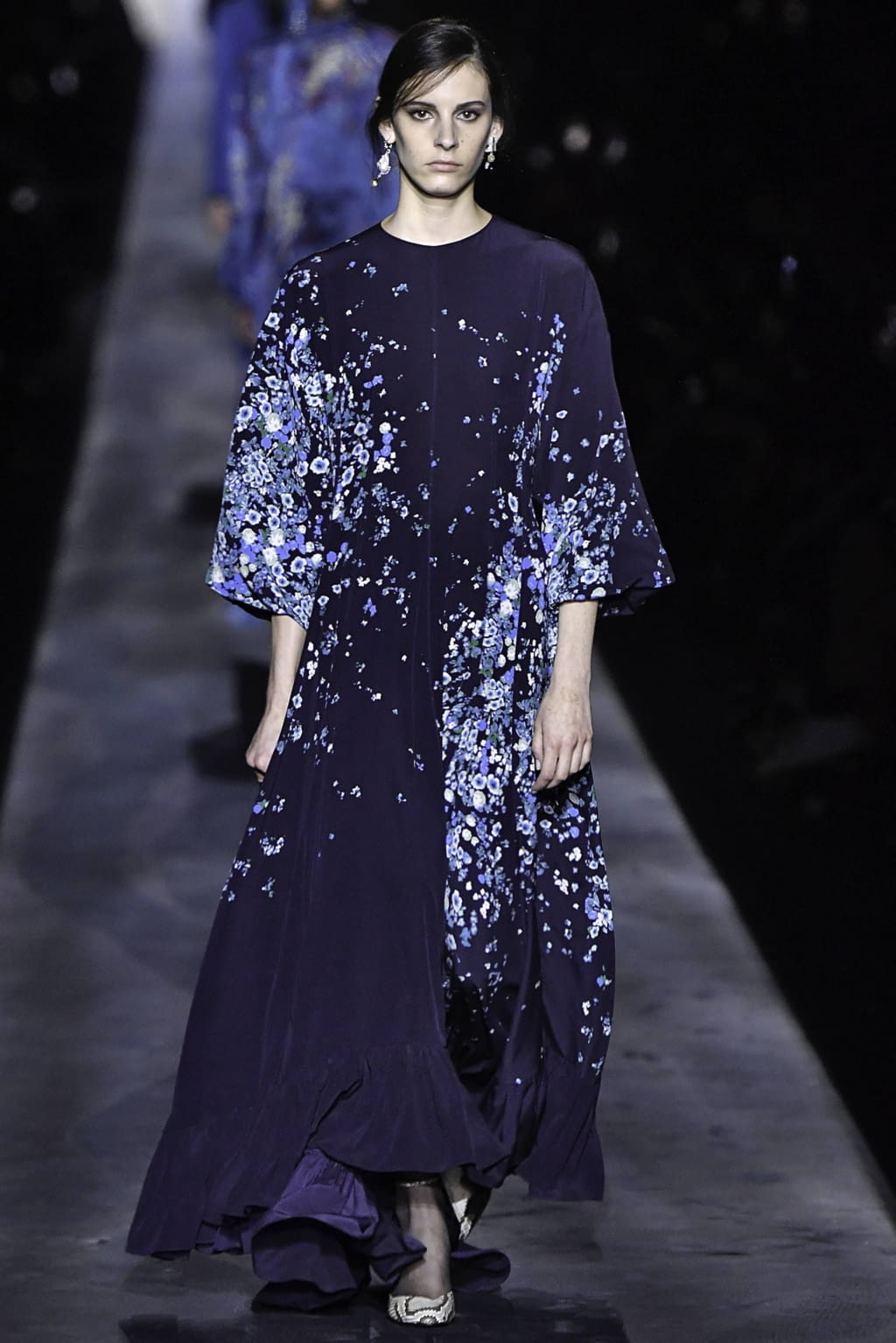 Fashion Week Paris Fall/Winter 2019 look 28 de la collection Givenchy womenswear