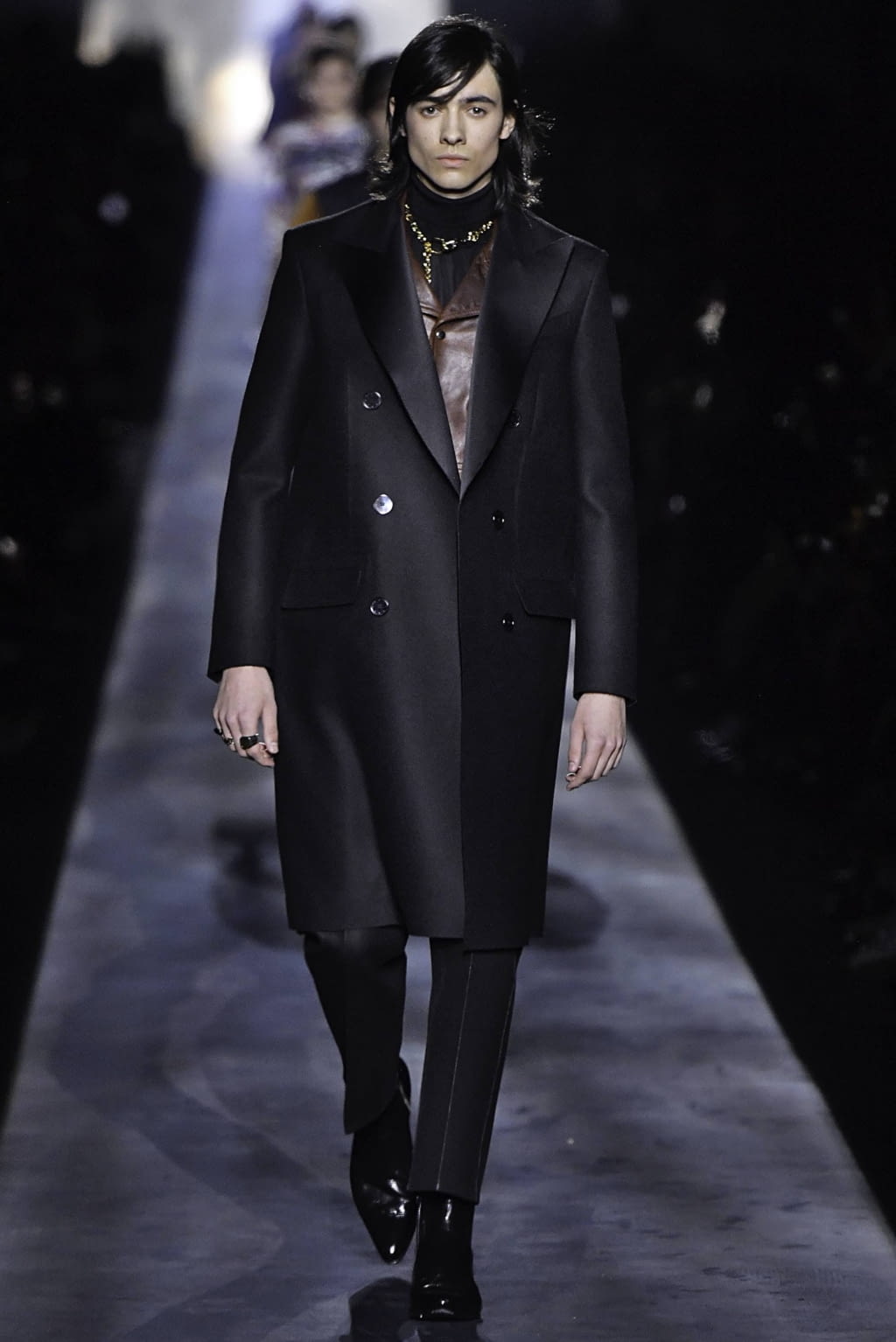Fashion Week Paris Fall/Winter 2019 look 38 from the Givenchy collection 女装