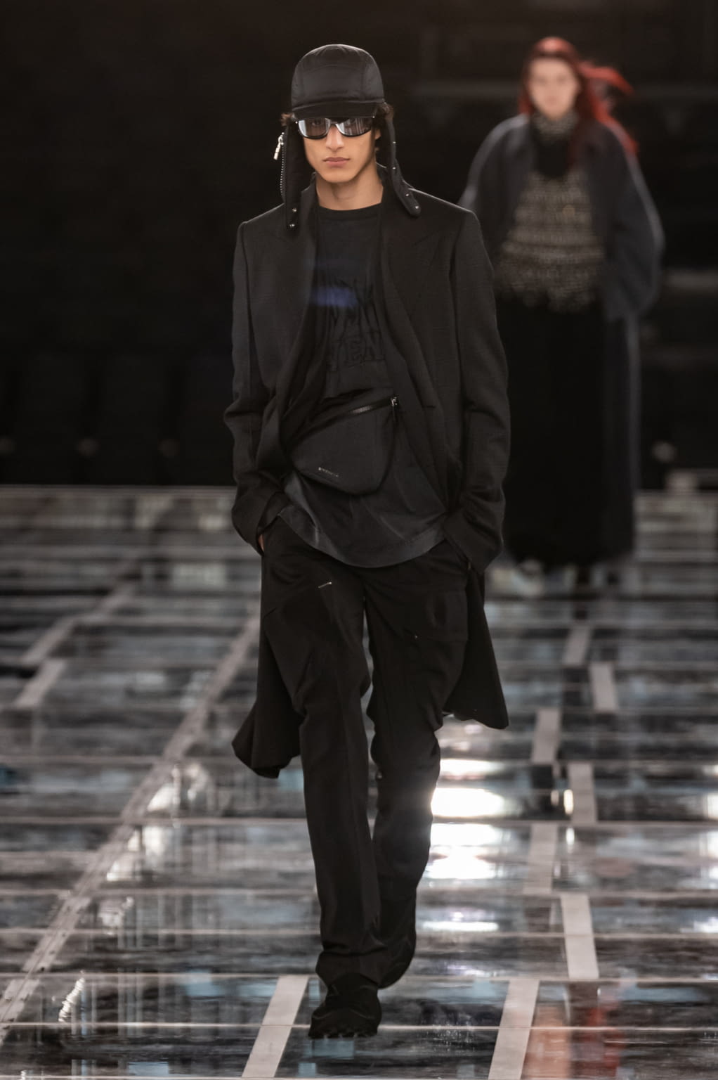 Fashion Week Paris Fall/Winter 2022 look 20 de la collection Givenchy womenswear