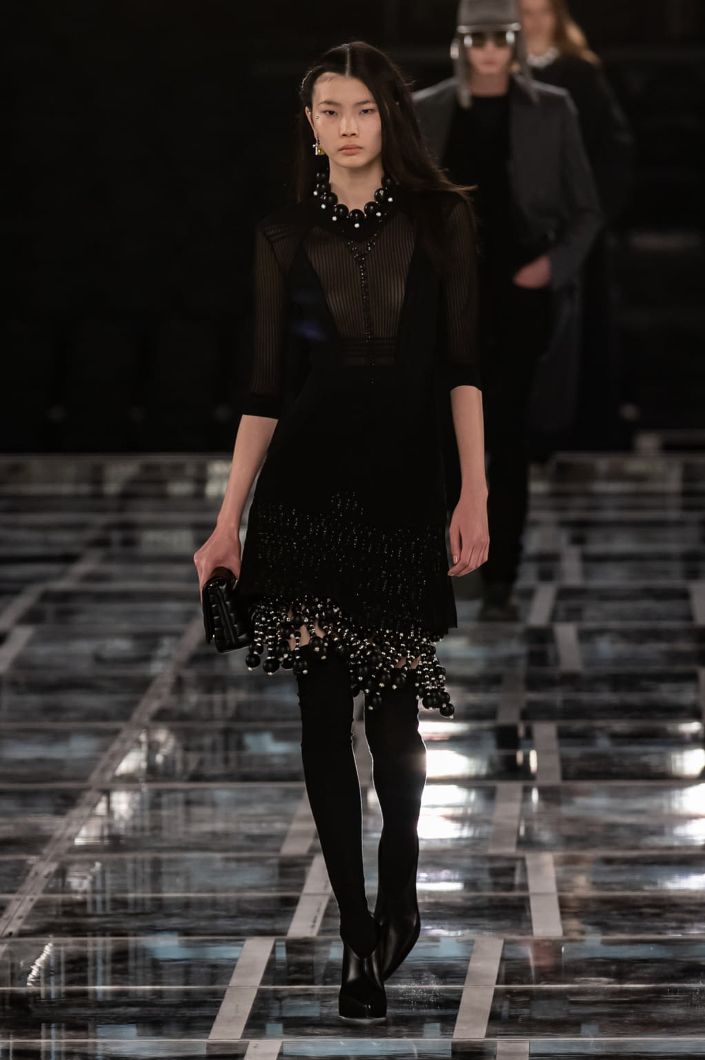 Fashion Week Paris Fall/Winter 2022 look 23 de la collection Givenchy womenswear