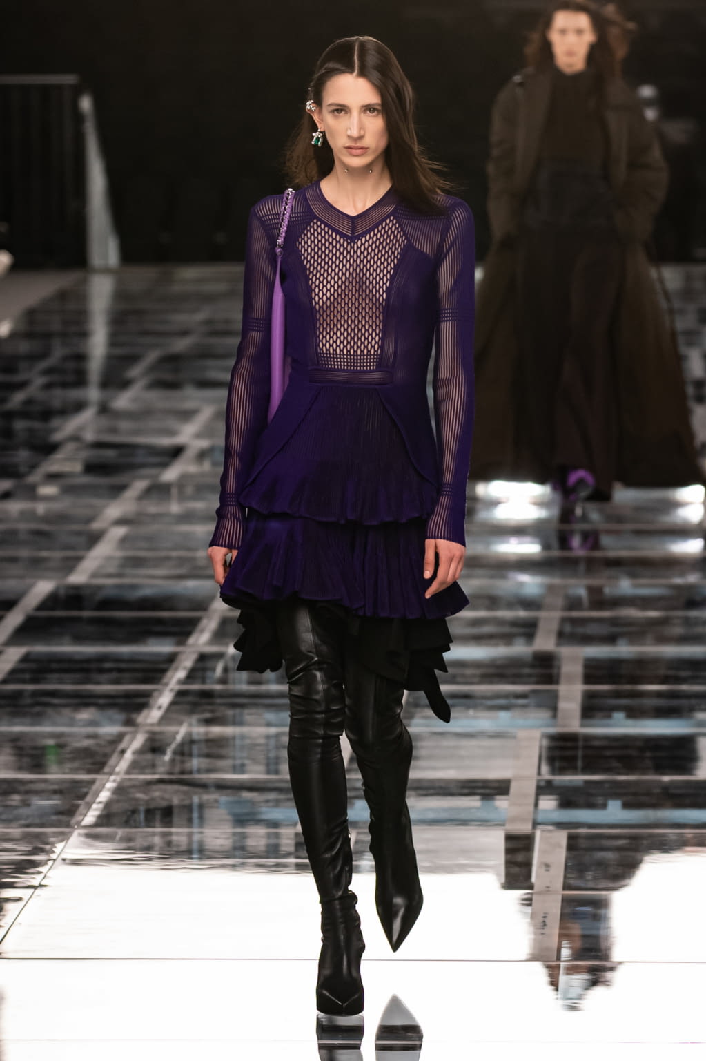 Fashion Week Paris Fall/Winter 2022 look 43 from the Givenchy collection womenswear