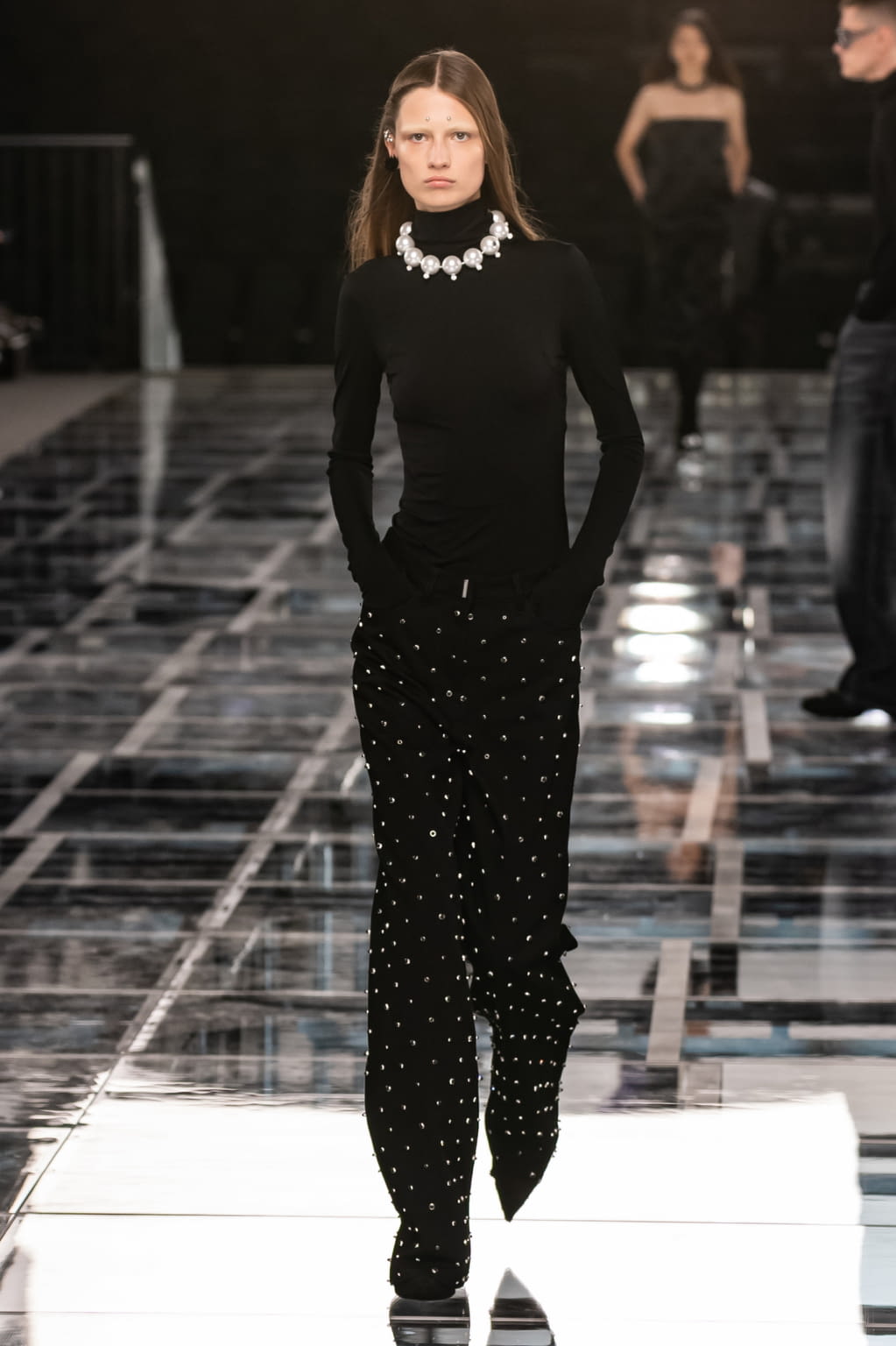 Fashion Week Paris Fall/Winter 2022 look 53 de la collection Givenchy womenswear