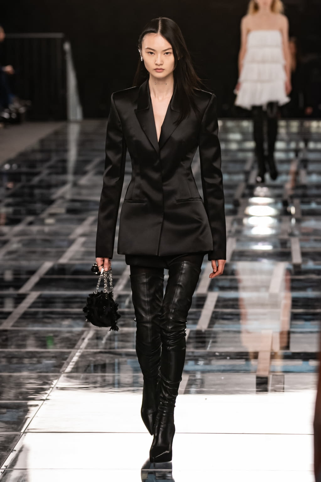 Fashion Week Paris Fall/Winter 2022 look 67 de la collection Givenchy womenswear