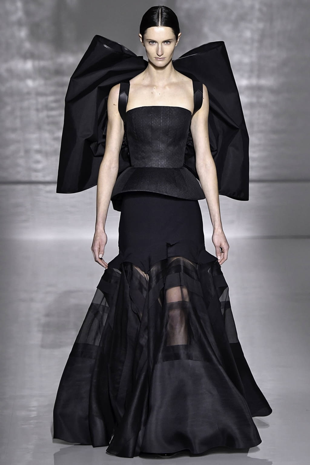 Fashion Week Paris Spring/Summer 2019 look 12 de la collection Givenchy couture