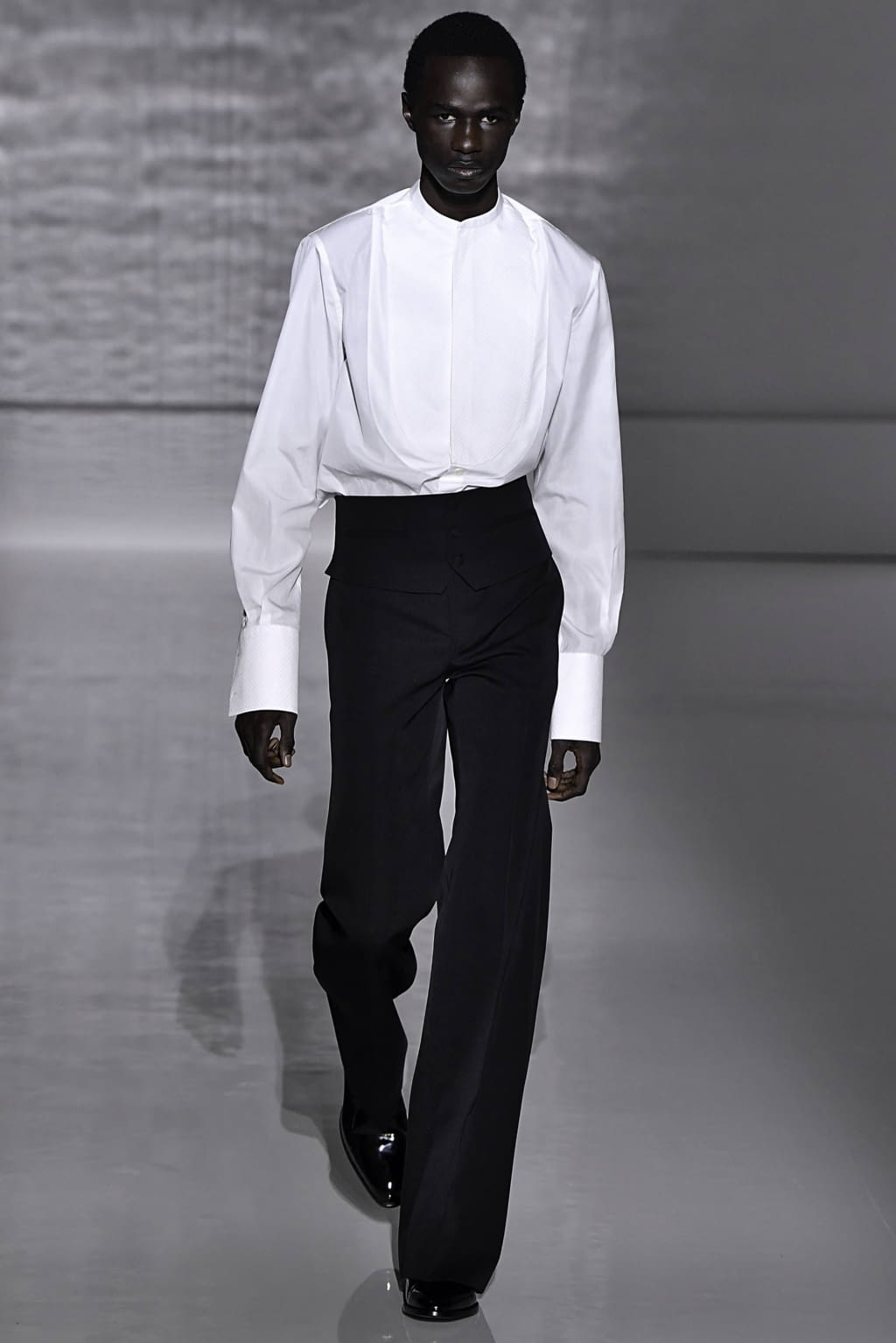 Fashion Week Paris Spring/Summer 2019 look 14 from the Givenchy collection 高级定制
